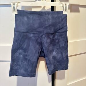 Lululemon Wunder Train High-Rise Short